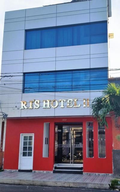 Aris Hotel III Iquitos Exterior photo